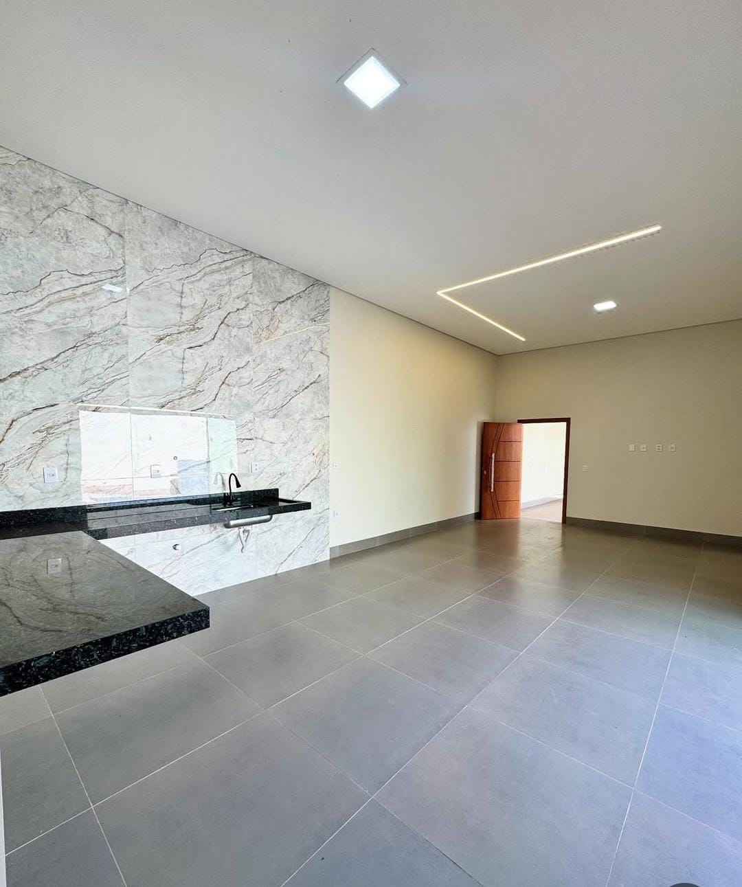 WhatsApp Image 2025-10-21 at 08.37.26